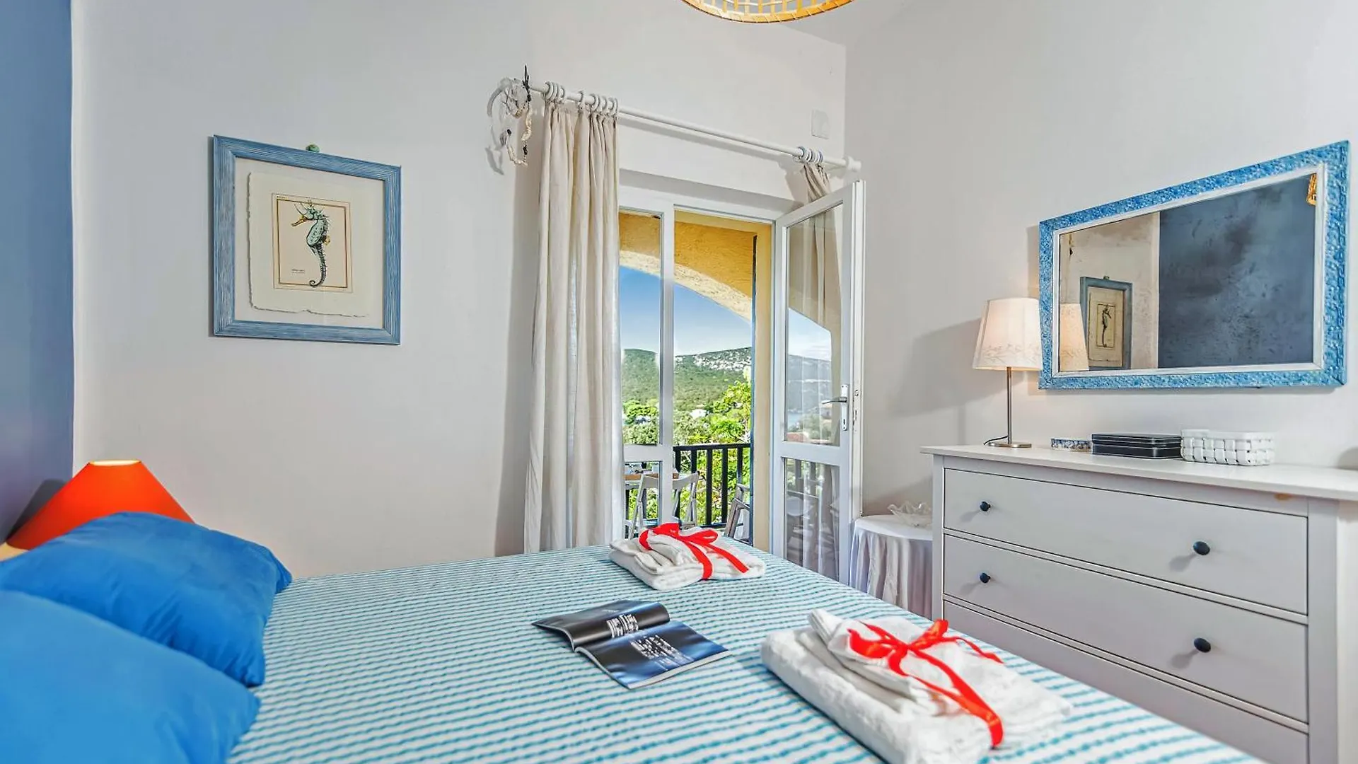 Una Finesta Sul Mare Capocaccia - Happy Rentals 알게로